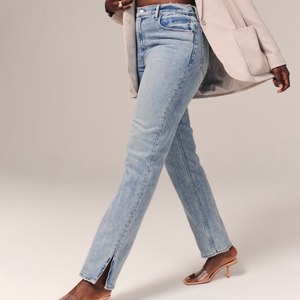 Abercrombie Curve Love 90s straight light wash jeans 29R
